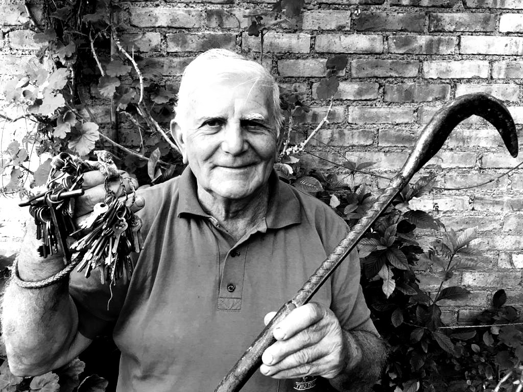 Don Cacho de las acequias