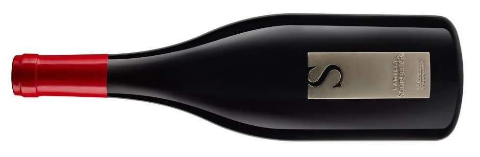 Familia Schroeder Pinot Noir